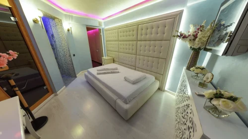 Adult Entertainment in Bucharest - Mon Amour