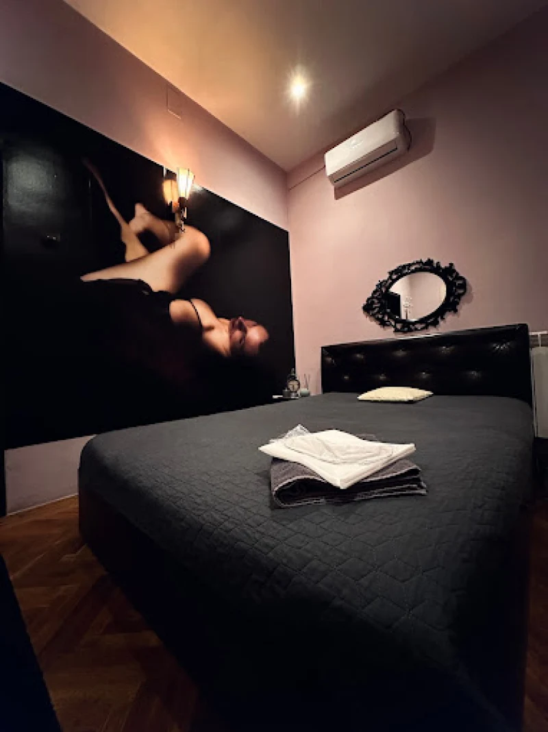 Inside Fantasy Masaj