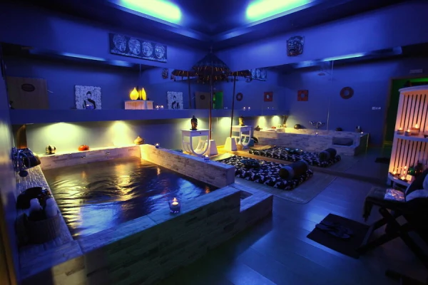 Discover Full Spa