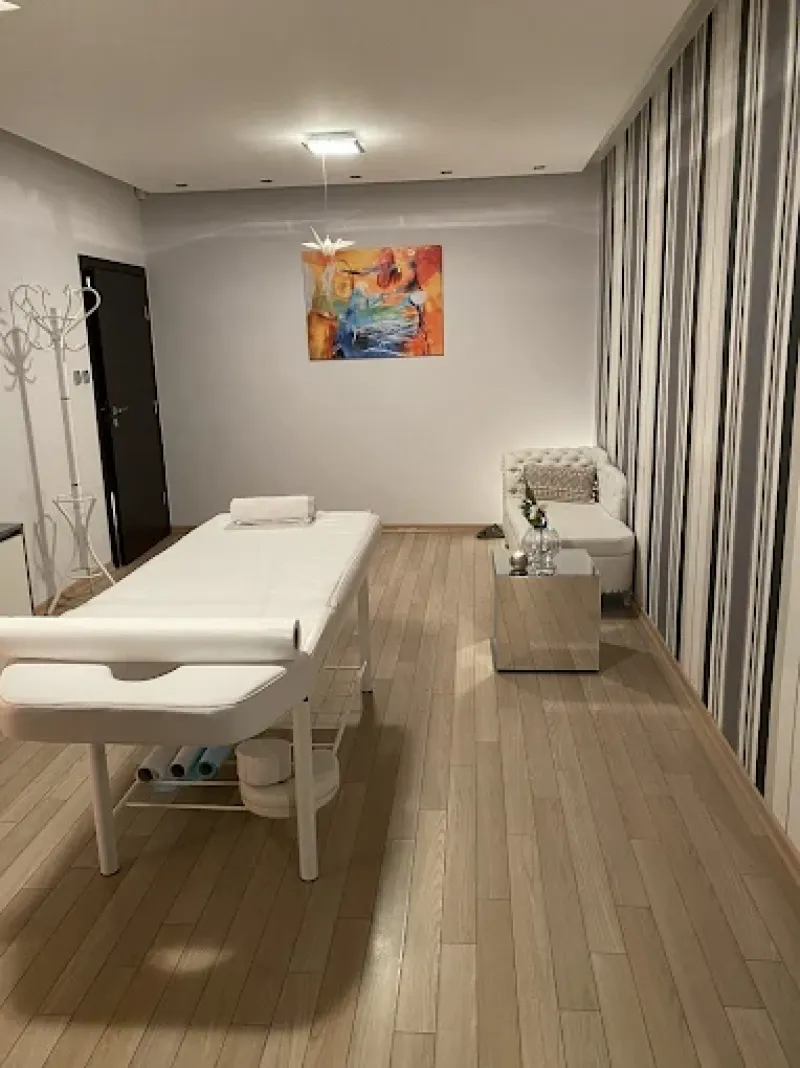 Origami Sakura Massage ambiance