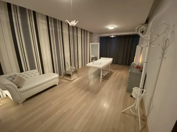 Discover Origami Sakura Massage
