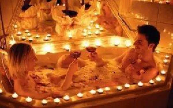 golden paradise - Erotic massage in Poznan