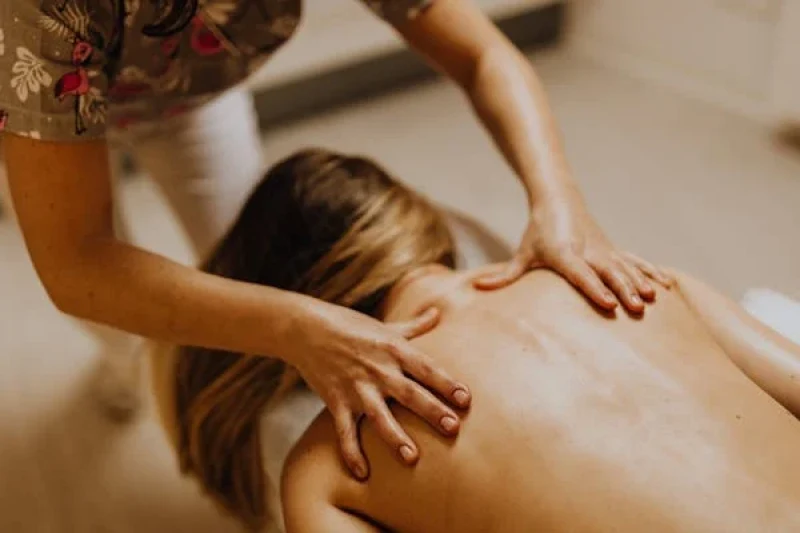 Artemis Massage ambiance