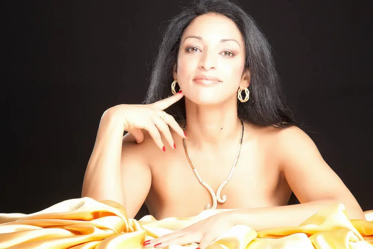 Yasmine Institute - Erotic massage in Paris