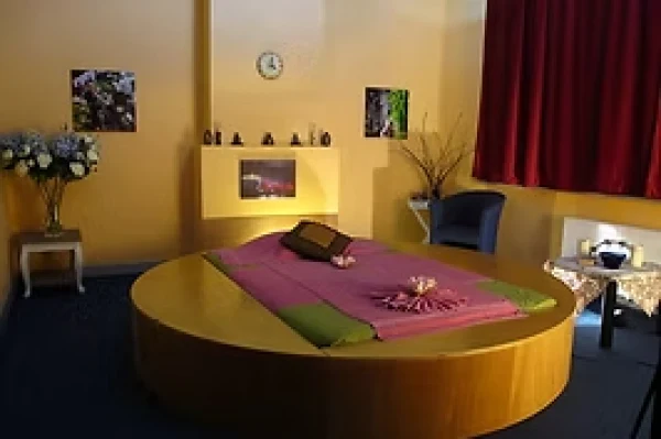 Discover JANPHEN THAI  ​MASSAGE