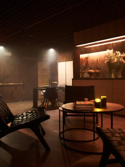 Aqua Massage Sauna, รายชื่อนวดเอโรติกในแซ็งต์ฌิลล์ 1