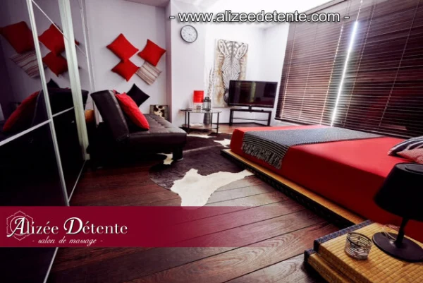 Alizee Detente in Brussels