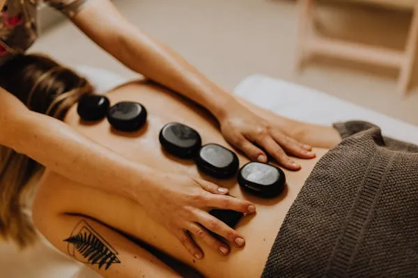 Discover Massages Naturistes Bordeaux