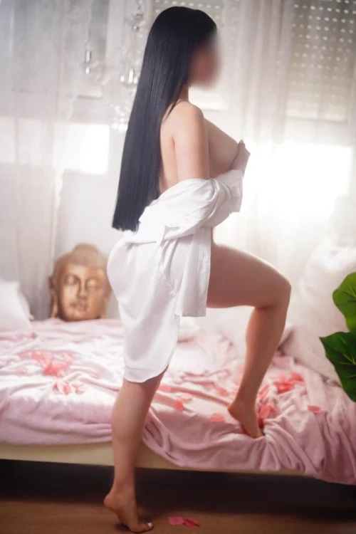Erotic Massage in Madrid - massage madrid hotel