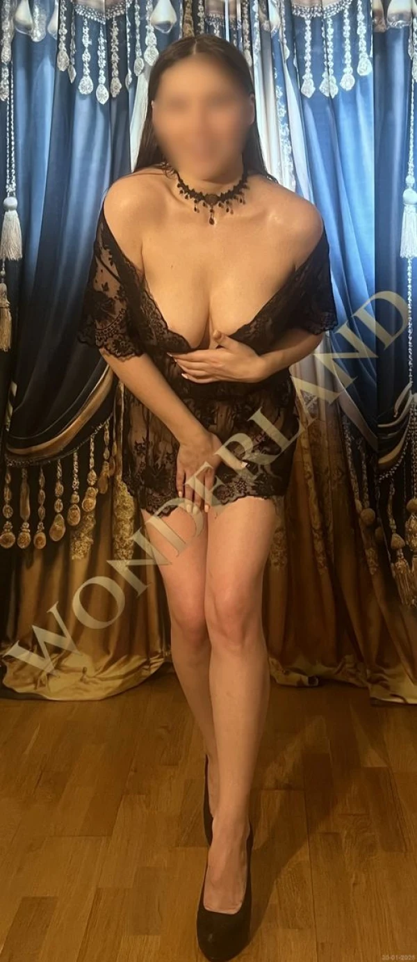 Wonderland Salon photo gallery