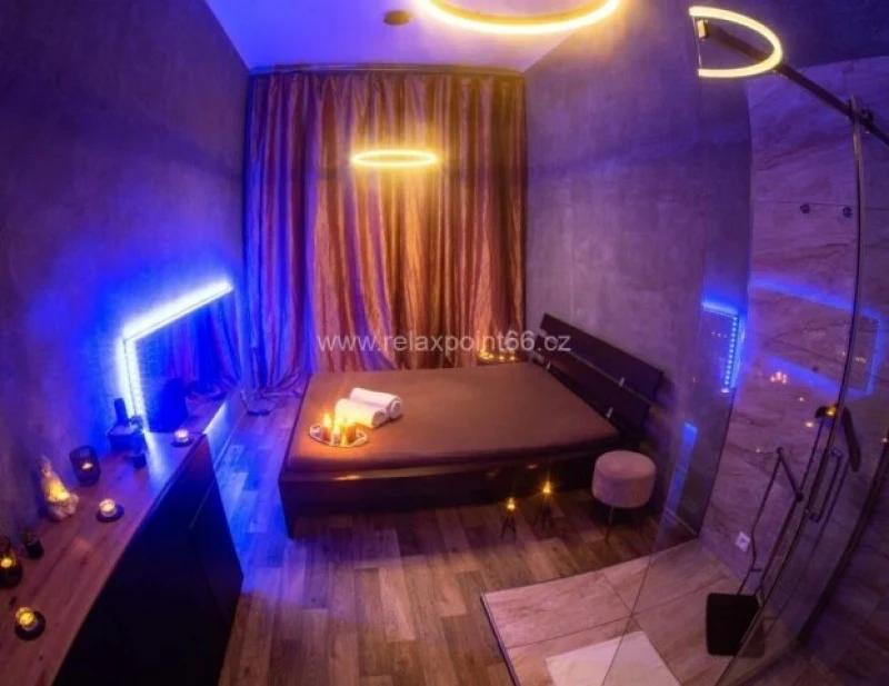 Inside Relax Point 66