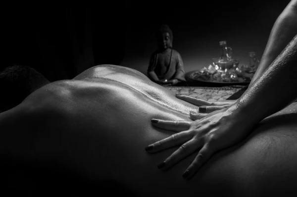 Discover Helen Tantra