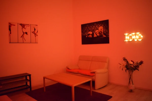 Asia Tantra interior