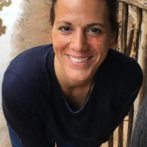 Salon Kaira Sayah atmosphere