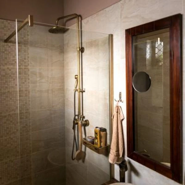 Salon Kaira Sayah interior