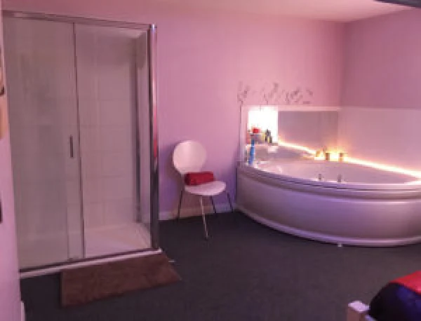 BUBBLE MASSAGE atmosphere