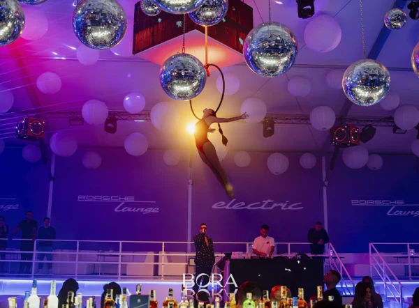 Bora Bora Club interior
