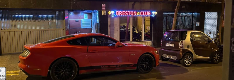 Breston Strip Club Barcelona ambiance