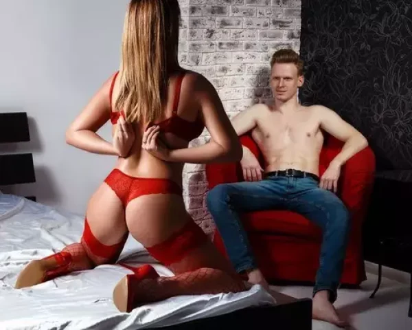 Discover Massage parlor Hollywood
