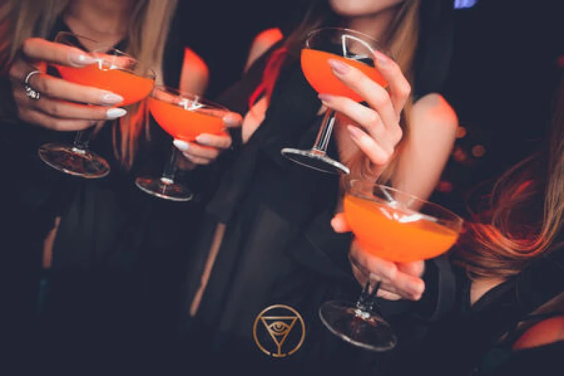 RITUAL Cocktail Club ambiance