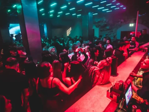 Frantic Club, club de sexo en Cracovia