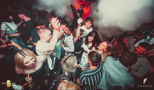Frantic Club atmosphere