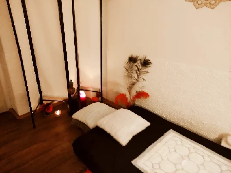 Inside Tantra massages Vanessa