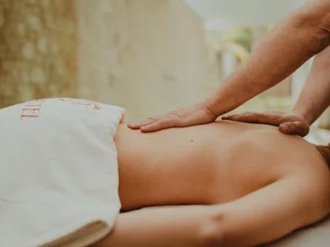 Тантра Милано, еротичен масаж в Милано