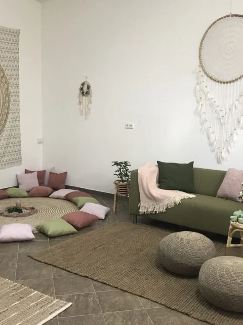 Ulesnivily, erotic massage listing in Pardubice