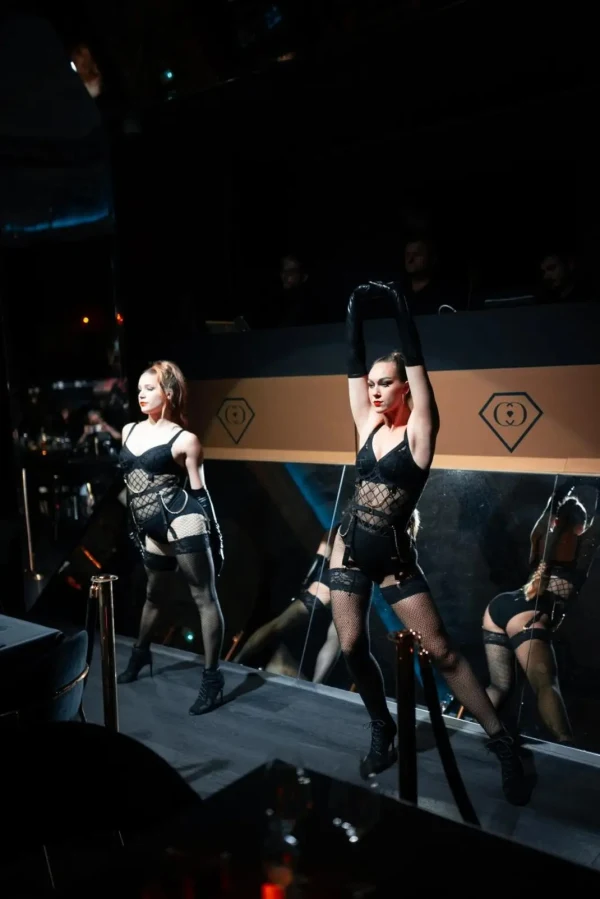 FIFTY CLUB | Warsaw atmosphere