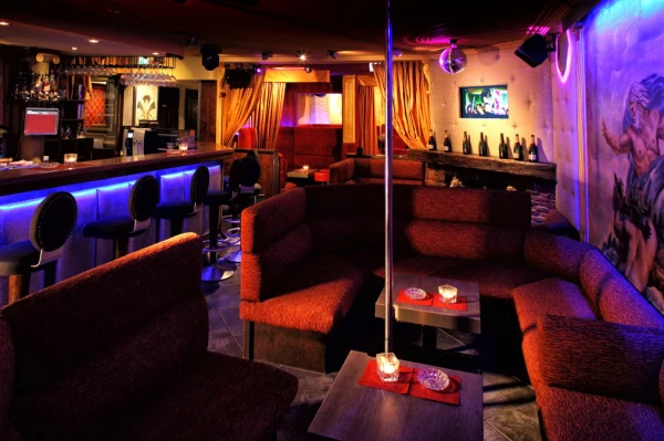 MAXIMUS NIGHTCLUB GRAZ - Photo 17