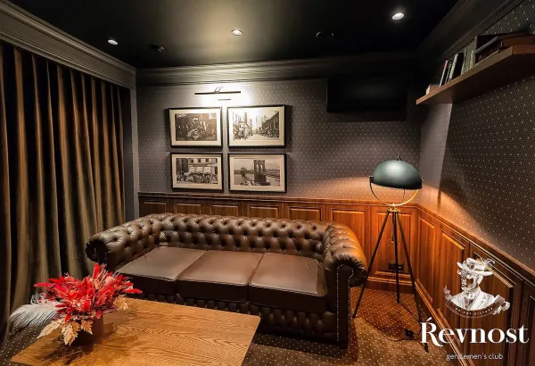 Revnost Club - Erotic massage in Yekaterinburg