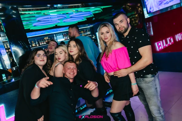 Explosion Club atmosphere