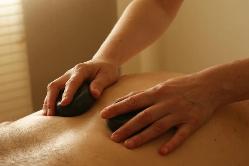 Adele Massage - Interior view
