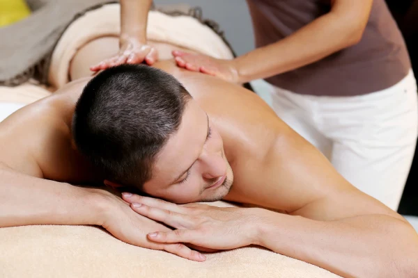 Gallery image - Energy Massage