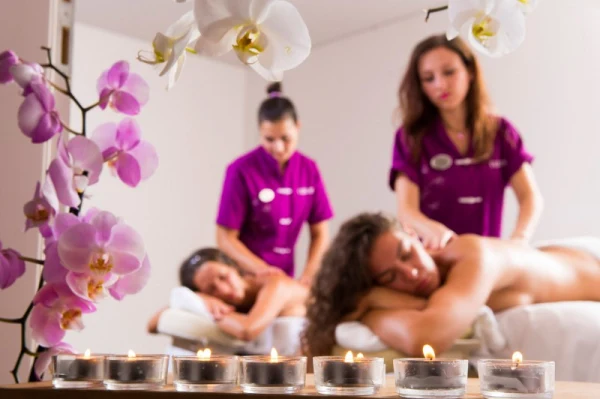Asian Massage Club experience