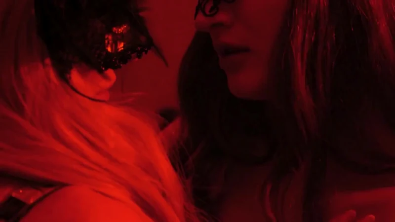 Red Massage - Interior view