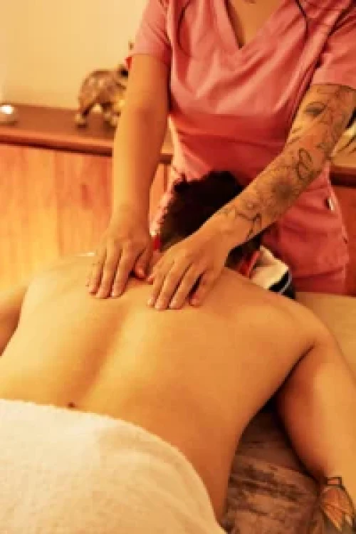 Erotic Massage in Medellin - Luxury black spa Medellin