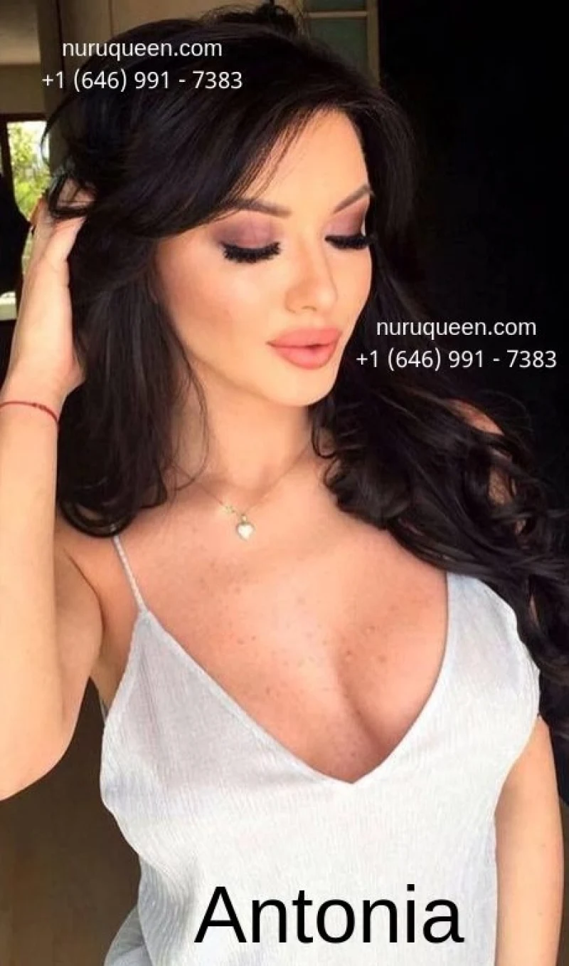 Nuru Queen ambiance
