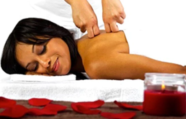 Full Body to Body Massage atmosphere