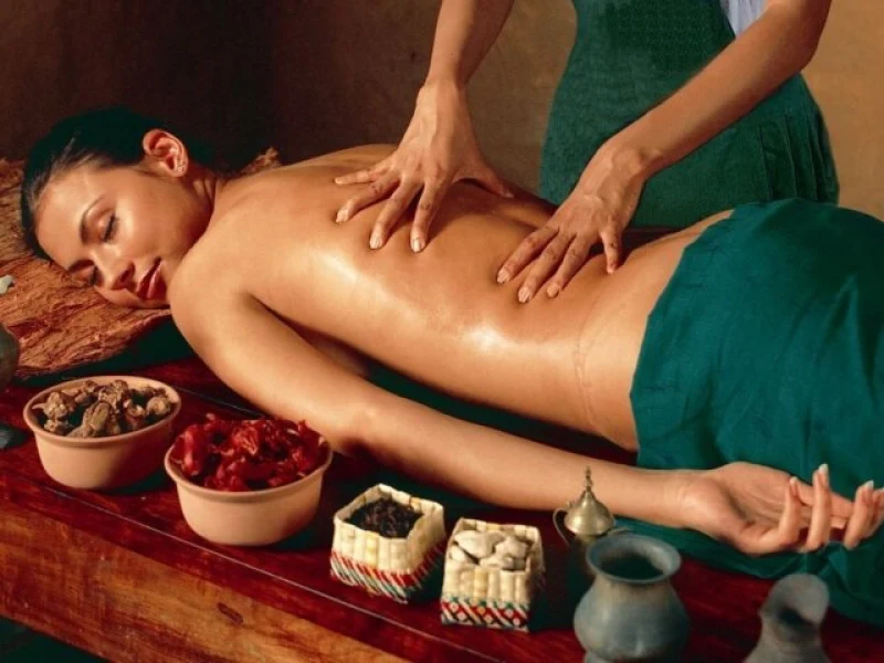 Ishita Massage Parlour ambiance