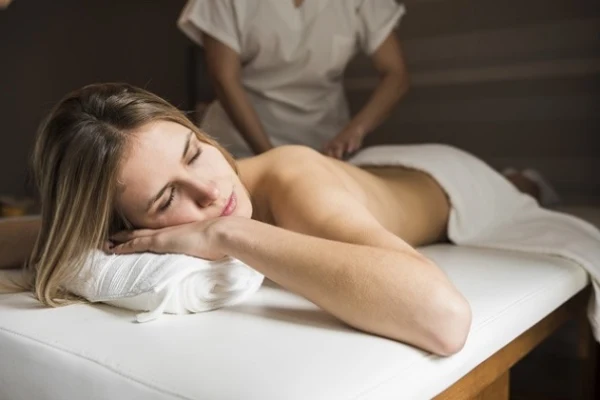Discover Akansha Agarwal Spa