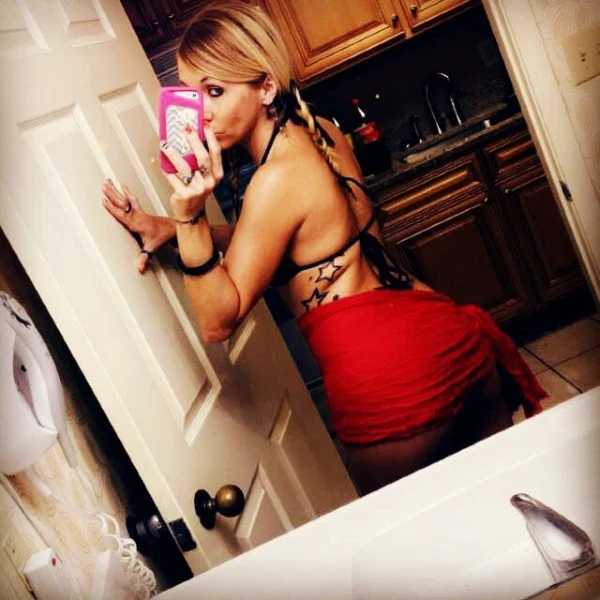 Discover Nikkibreezy