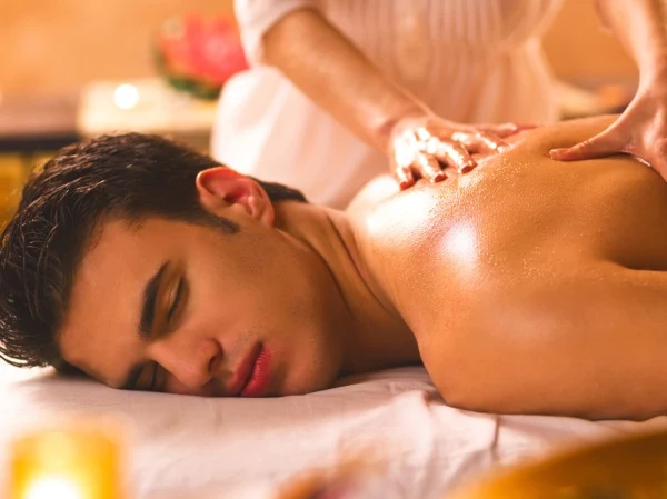 Nisha Spa interior