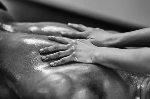 Erotic Massage in haligton CA - Studio X Hamilton