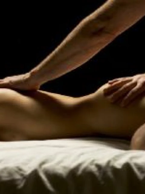 Massagem Nuru Da Nang, anúncio de massagem erótica em Da Nang
