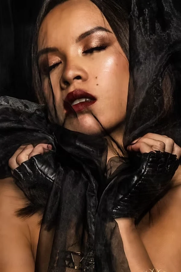 Le Dahlia Noir photo gallery