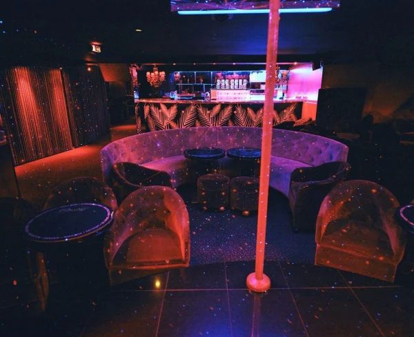 DollsClub photo gallery