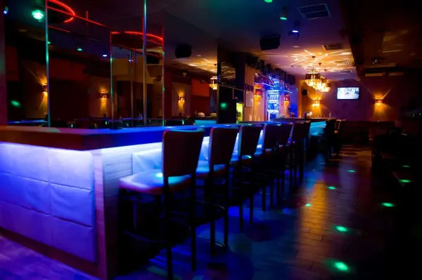 Gallery image - stripteasebar