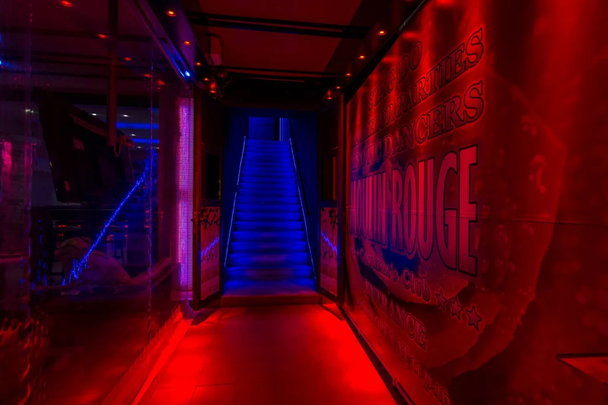 M.R. Club Zakynthos - Gentlemens club in Laganas